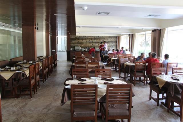 Krishna Beach Resorts - Diu Eksteriør bilde
