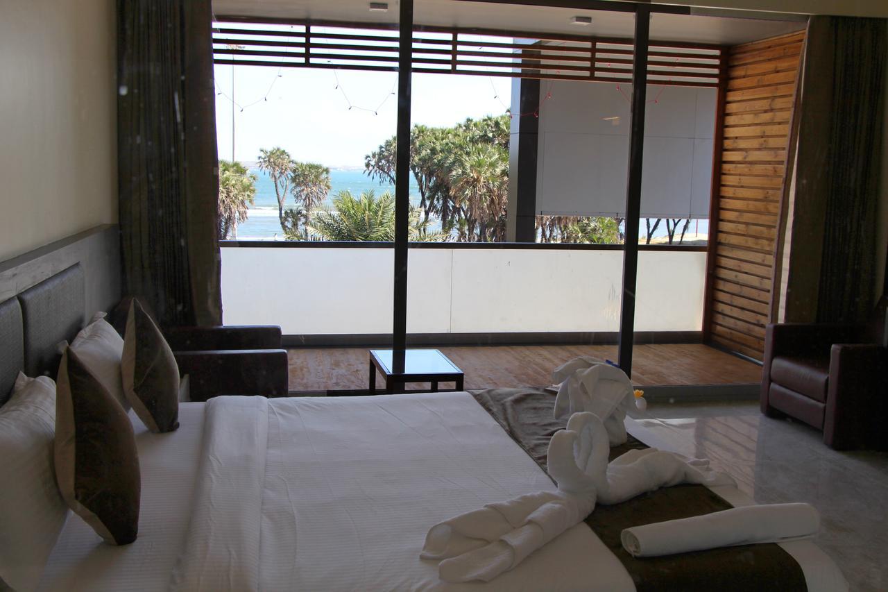 Krishna Beach Resorts - Diu Eksteriør bilde