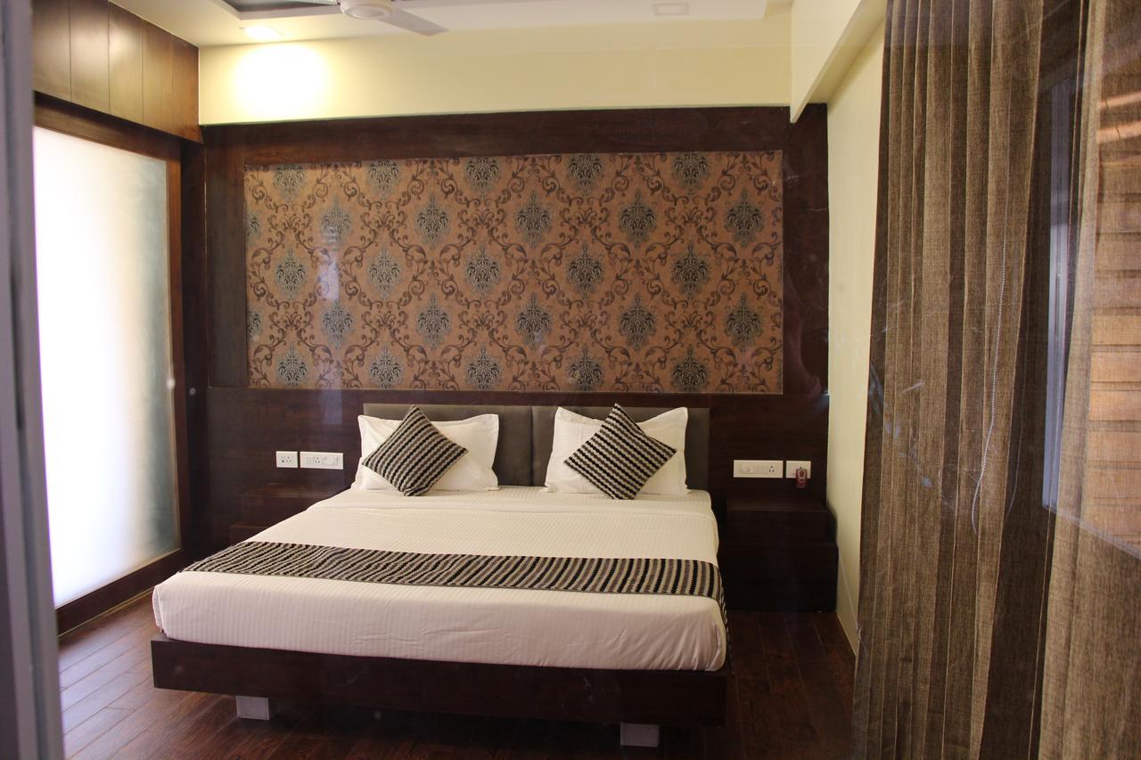 Krishna Beach Resorts - Diu Eksteriør bilde