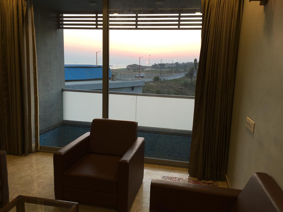 Krishna Beach Resorts - Diu Eksteriør bilde